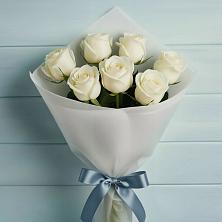 Букет 7 Белых роз Эдлесс Лав в Ольгинской Краснодарского края