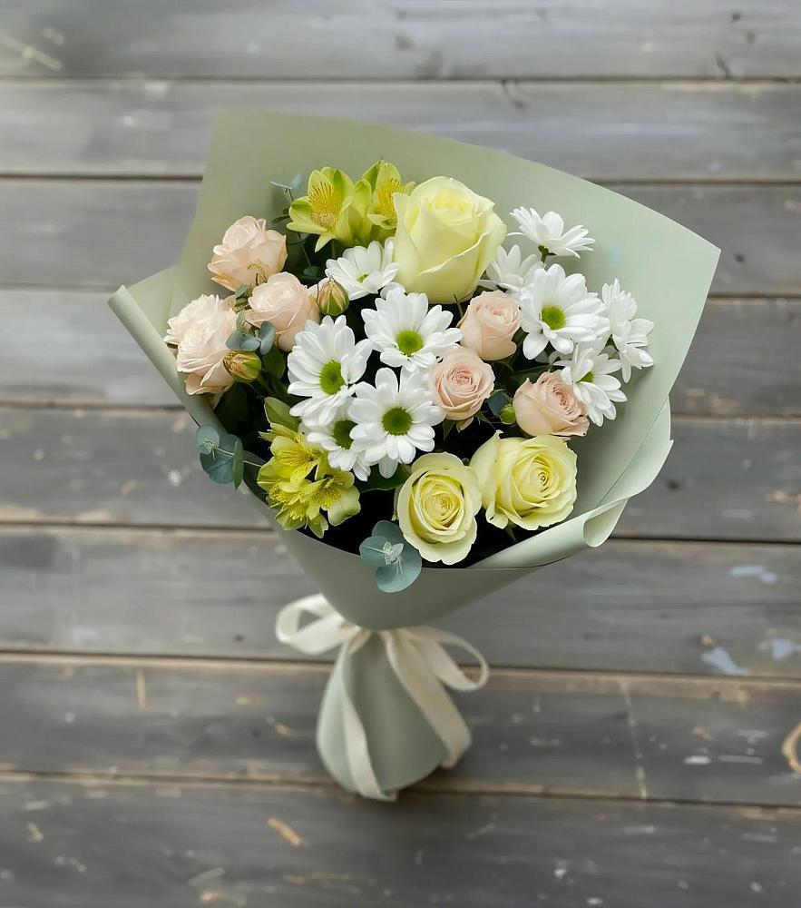 Букет цветов из: Альстромерии, Розы и Хризантемы в Ольгинской Краснодарского края