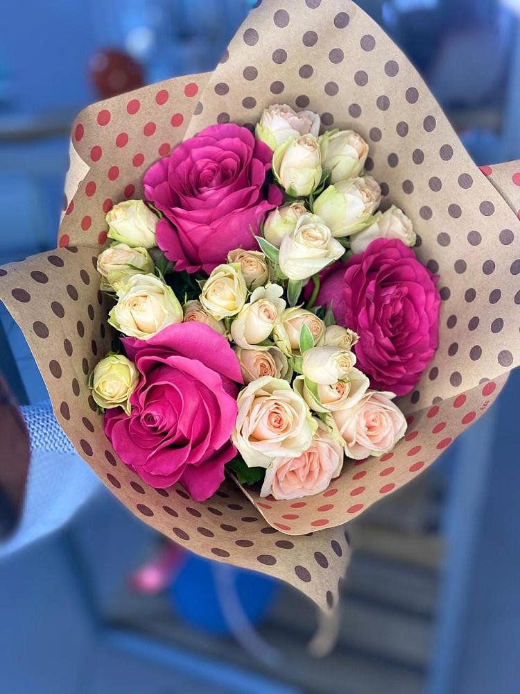 Букет цветов из: Розы в Ольгинской Краснодарского края