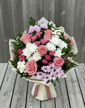 Букет цветов из:  Альстромерии, Гвоздики, Розы и Хризантемы в Ольгинской Краснодарского края
