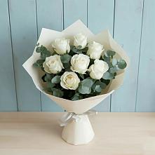 Букет Белые розы в Эвкалипте в Ольгинской Краснодарского края